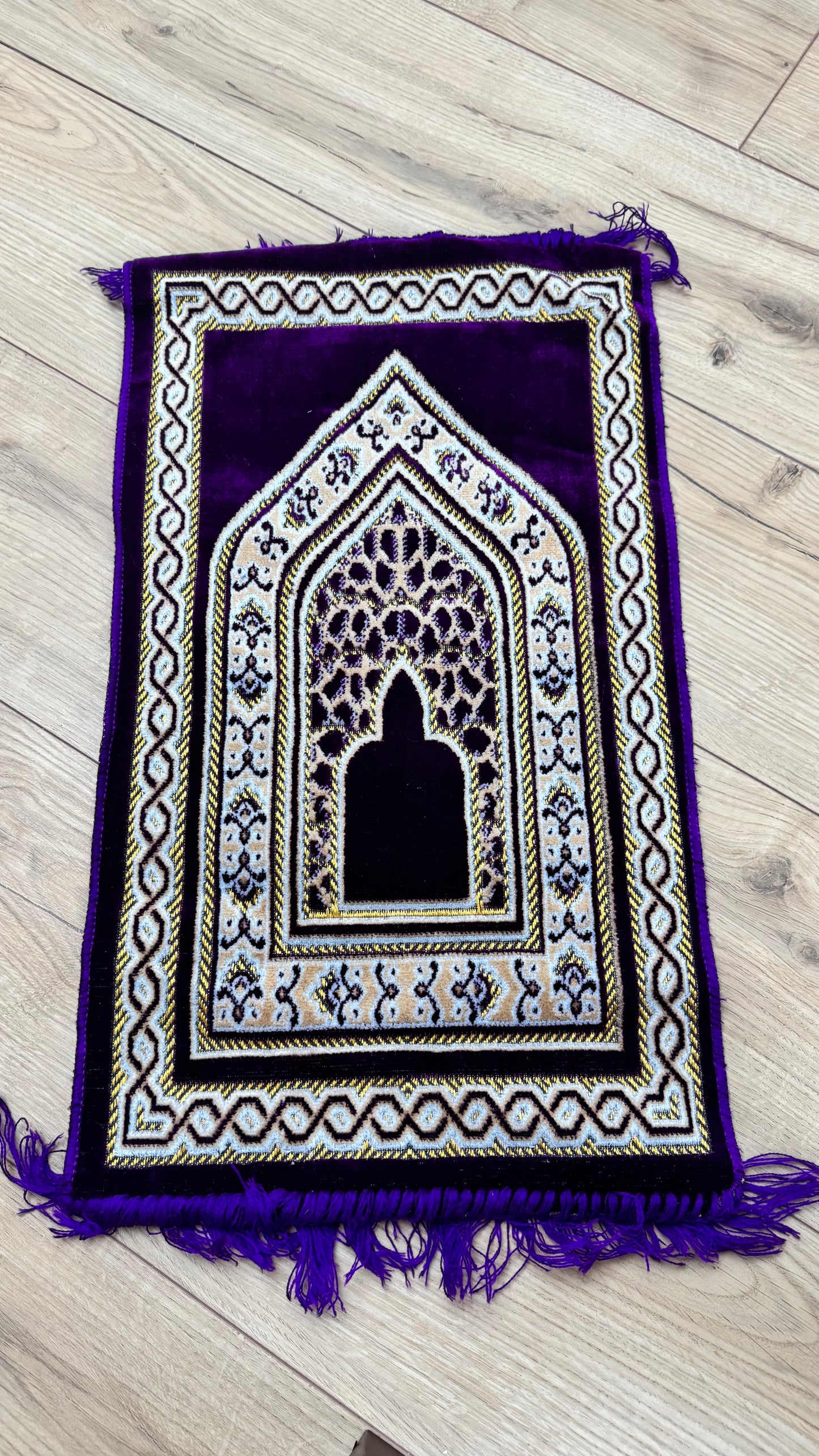 Tapis de prière motif enfant violet