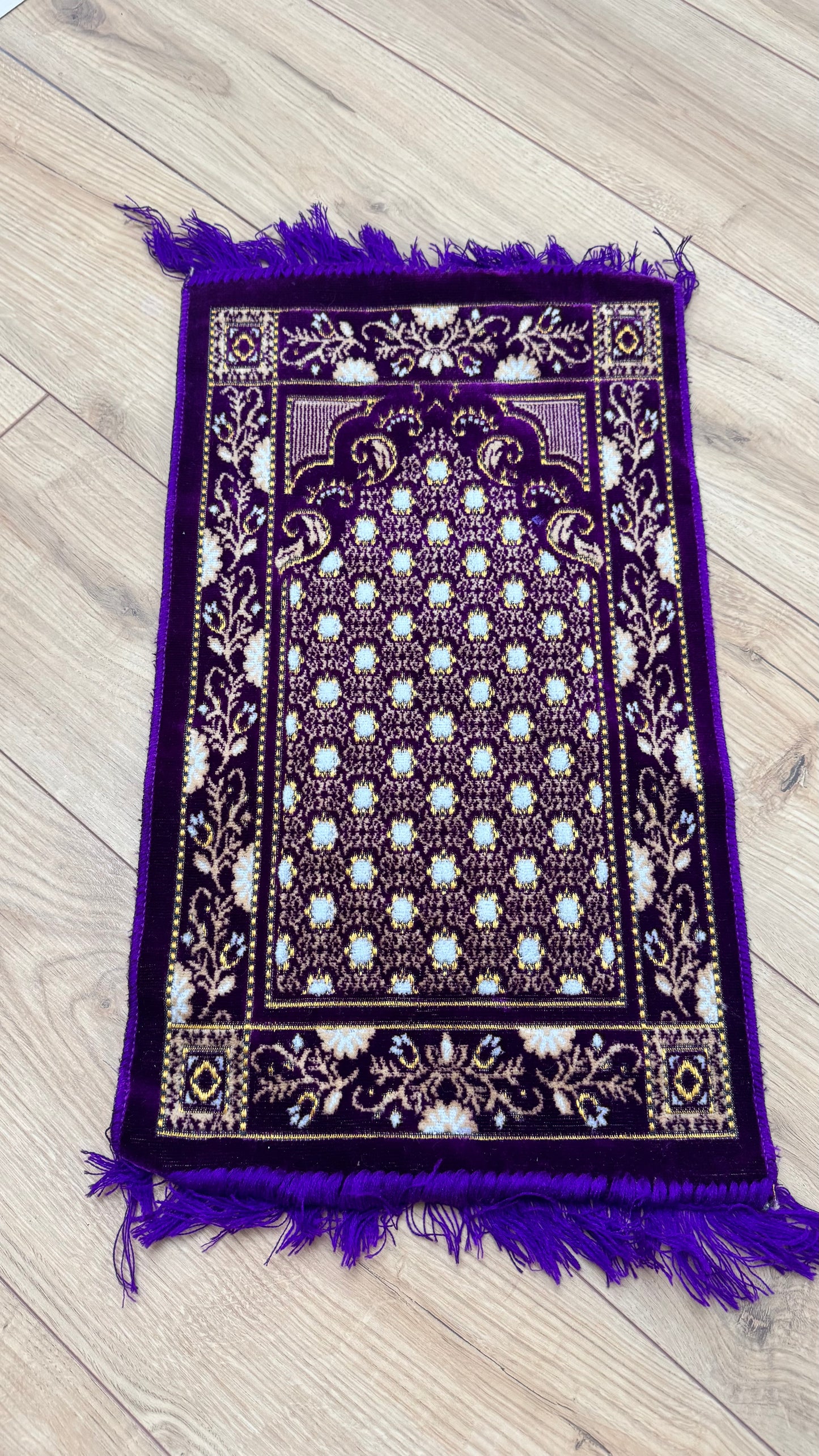 Tapis de prière motif enfant violet